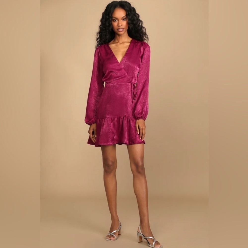 Lulus Wrap Dress Women's Small Purple Satin So Splendid Magenta Ruffled Hem New